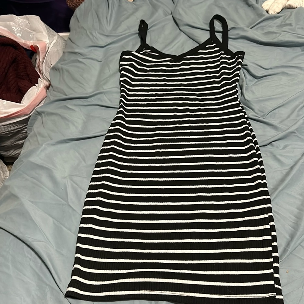 Spaghetti strap black and white strap tight dress